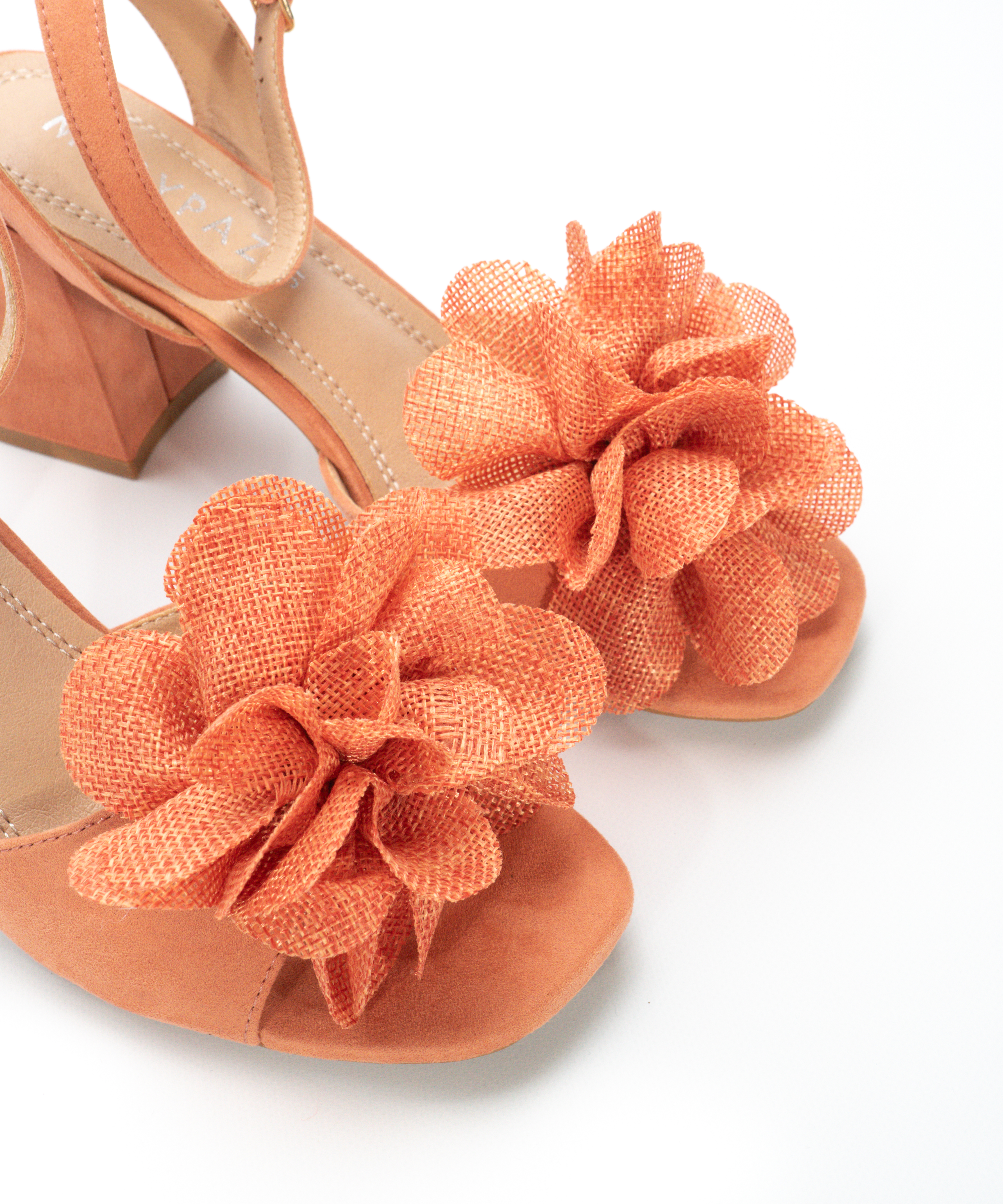 Sandalias tacón adorno floral image number null
